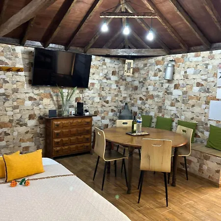 Tradicional Casa Canaria Con Piscina Y Vistas Al Teide