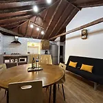 Tradicional Casa Canaria Con Piscina Y Vistas Al Teide