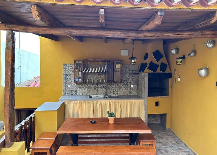 Tradicional Casa Canaria Con Piscina Y Vistas Al Teide * Icod De Los Vinos