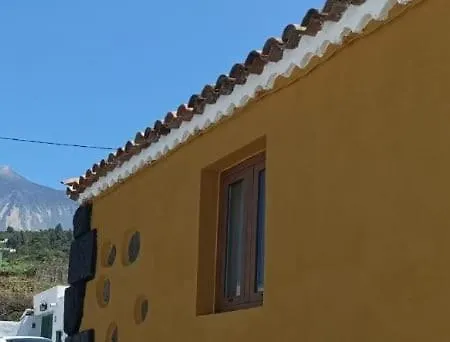 Tradicional Casa Canaria Con Piscina Y Vistas Al Teide *