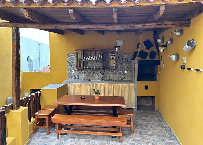 Tradicional Casa Canaria Con Piscina Y Vistas Al Teide Icod De Los Vinos