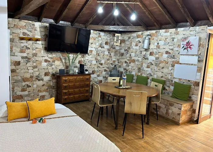 Tradicional Casa Canaria Con Piscina Y Vistas Al Teide *